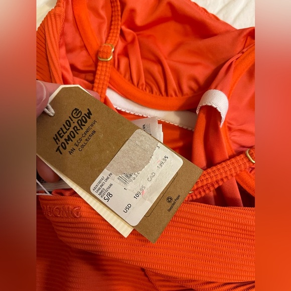 NWT Billabong Ribbed one Piece Orange - Picture 5 of 6
